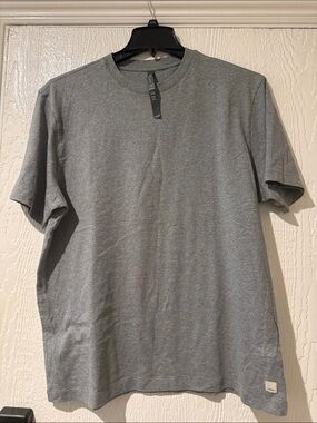Vuori Short Sleeve Crew Tee - Gray